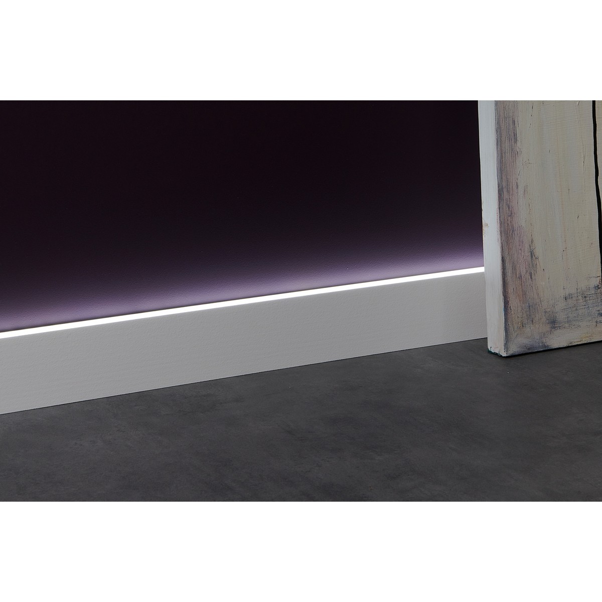 FLOORSTYL IL10 NMC Listwa przypodłogowa LED oświetleniowa Noel Marquet 8 cm FLOORSTYL IL10 NMC Listwa przypodłogowa LED oświetleniowa Noel Marquet 8 cm