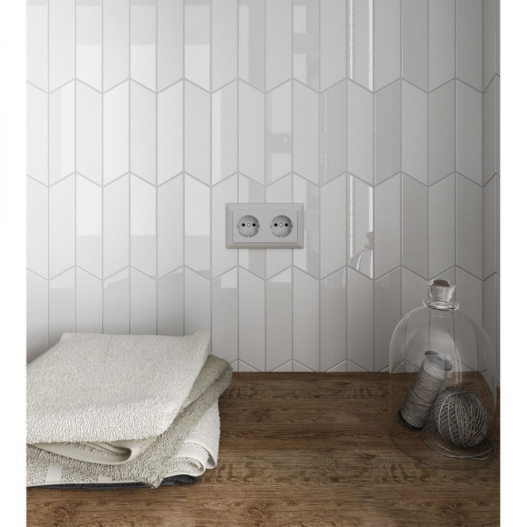 CHEVRON Wall white matt right 18,6x5,2 cm Płytka ścienna EQUIPE
