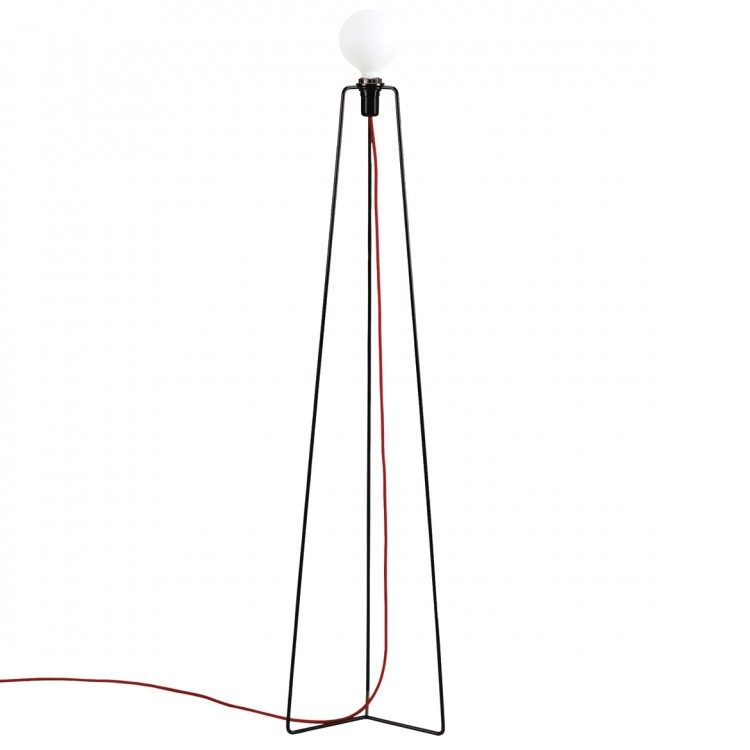 Model 3 czarna Grupa Products lampa podłogowa